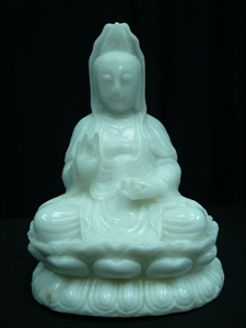 Picture of 16" WHITE JADE KWANYIN SITTING ON LOTUS (A82)