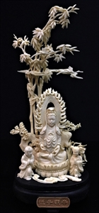 Picture of 8" Bone Kwanyin with Kid 0408a5
